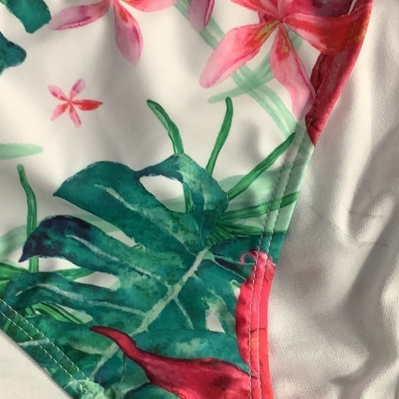 Nicole Miller Twisted Bandeau Flyaway Swimdress. Size Small New With Tags - Picture 8 of 9